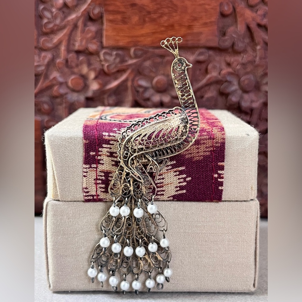 Vintage Art Nouveau Filagree Peacock Brooch
